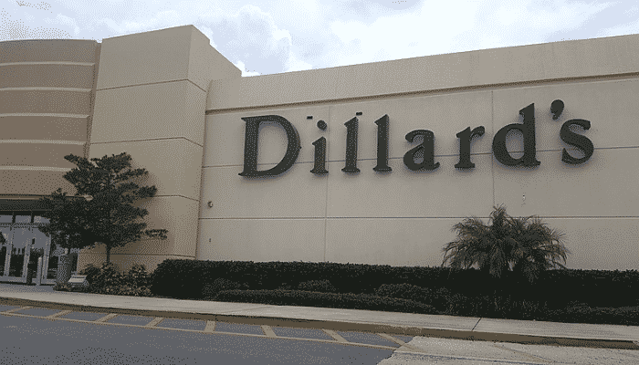 Dillard’s,  ótima opção de loja de departamento em Orlando para roupas de festa, estilo 15 anos, formaturas e casamentos.