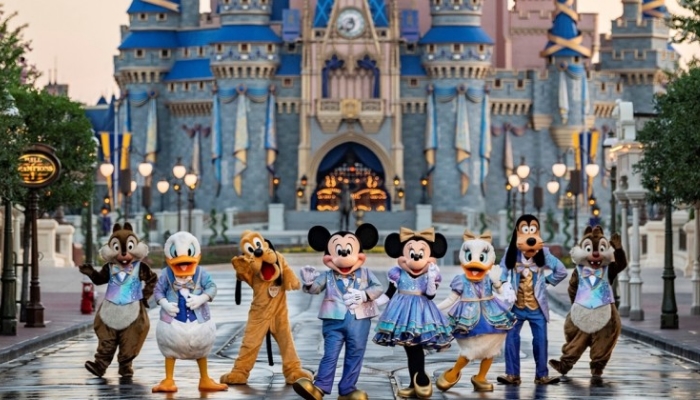 Disney 50 anos: tudo sobre a festa que durará 18 meses de celebração.