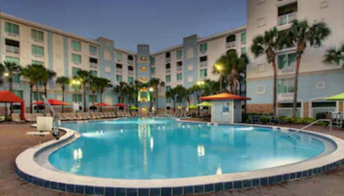 Holiday Inn em Orlando. um hotel fantástico pertinho dos parques da Disney. 
