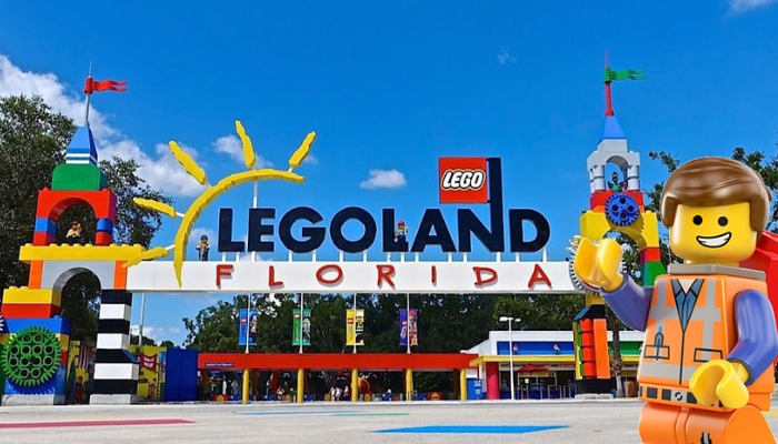 LEGOLAND em Orlando: um parque muito divertido que as crianças amam. Brinquedos Lego e muitas atrações. 